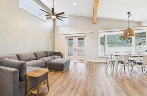 West Juneau House | Oceanfront w Incredible Views
