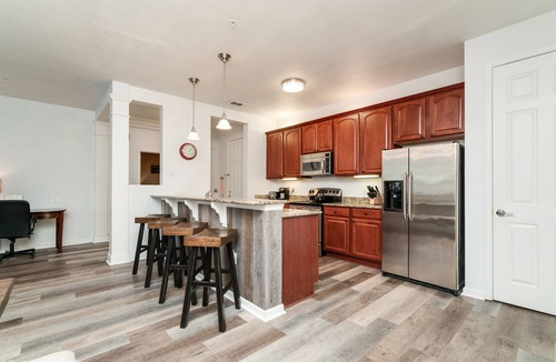 Florida Central Atlantic Coast Condo | Orlando Vista Cay Dream Vacation Luxurious/Exquisite 3Bed/2Bath Condo Sleeps 8