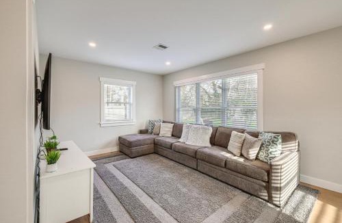 Hyannis House | Patio & Fire Pit: Retreat 2 Mi to Cape Cod Beaches