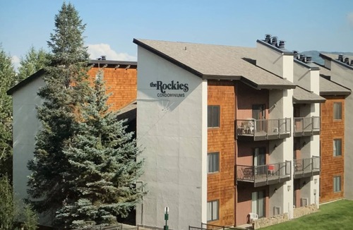 Steamboat Springs Condo | Perfect condo with pool for your summer getaway! Ask about discounts!