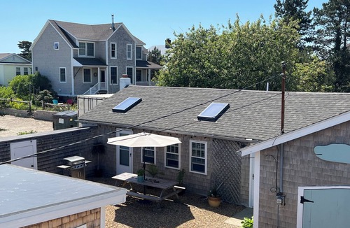 Newburyport Apartment | Plum Island Beach Studio - 4 Minute Walk to Beach!