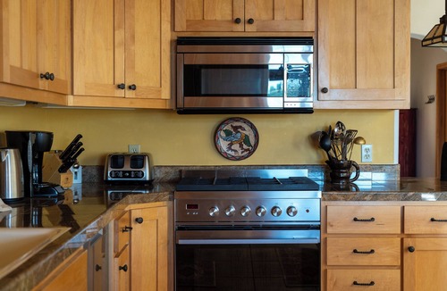 Arroyo Seco House | Plush Adobe - 2-BR, 2-Bath townhouse, double-living rooms, cook's kitchen, cedar deck, garden