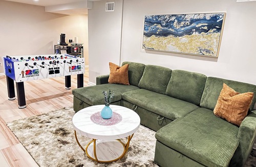 Atlanta House | Posh and Prime! Sleeps 8! World Cup HQ-Minutes to The Battery, Benz & Aquarium!