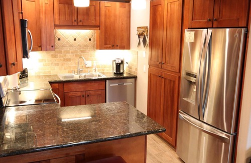 Mammoth Lakes Condo | Premier 4 Bedroom, 4 Bath, by Village Gondola, Sleeps 10. 16% tax included.