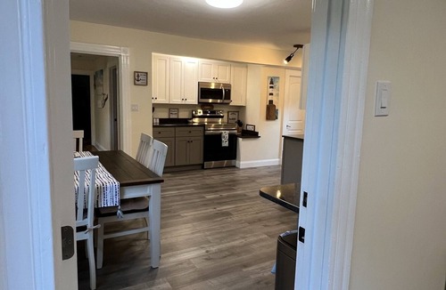 Sutton Apartment | Private Beach + Bonfires at This 126 Year Old Lake House + Great fishing!