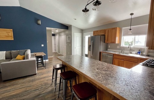 Willow House | Private Home on Hatcher Pass