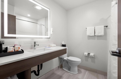 Kodiak Hotel | Quality Inn Kodiak