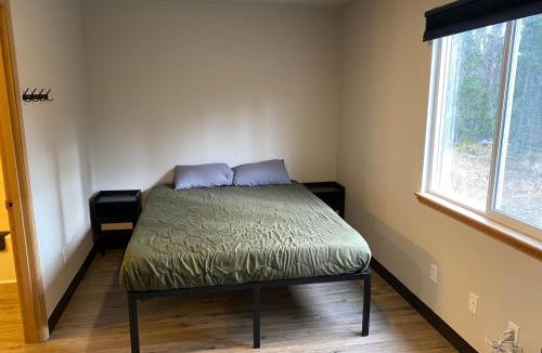 Kalifornsky House | Rainbow Trout Retreat, Cabin 5 at Lower Kenai Lodge