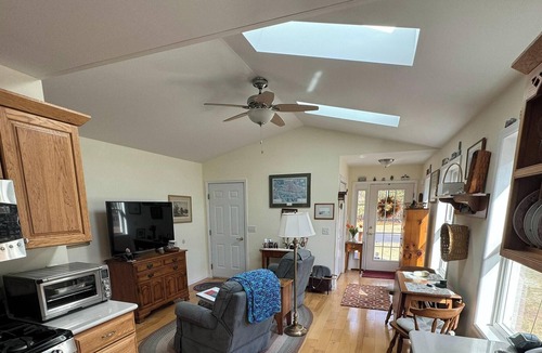 Galway Apartment | Retreat Near Saratoga – Perfect for Track Season!