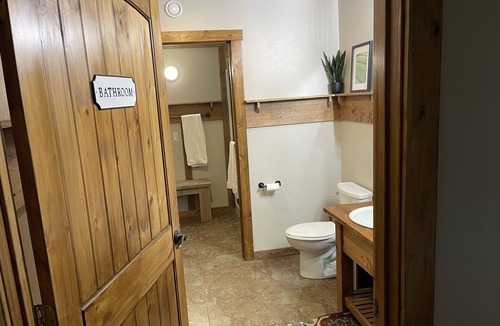 Susitna North Apartment | Room 4- Bunk Room in the Farmhouse -