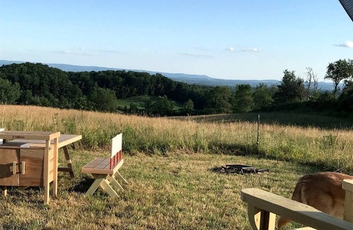 Greenwich Cottage | Runamuk Farm Camp with a View near the Adirondacks