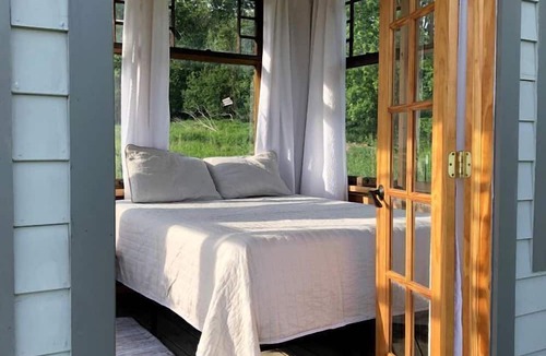 Greenwich Cottage | Runamuk Farm Camp with a View near the Adirondacks