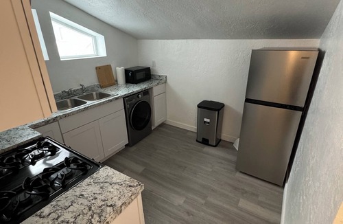 Russian Jack Park House | Russian Jack B Soothing house with WiFi in Anchorage