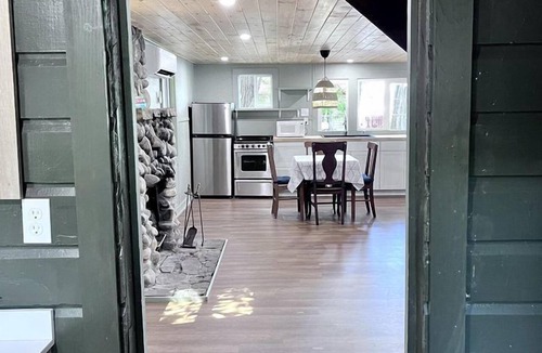 Corinth Cabin | Rustic, Pet Friendly Cabin on the Hudson River, Perfect for a Glamping Weekend in the Adirondacks
