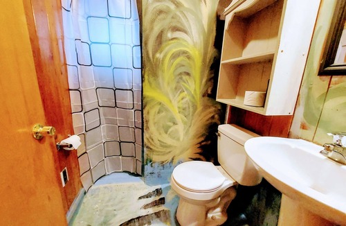 Tropic Apartment | Rustic private one bedroom @ Eau Gallie Downtown, spacious in size of 650 sqft.