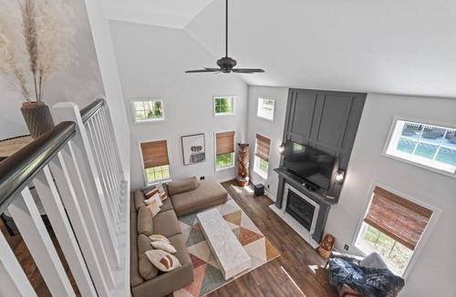 Gansevoort House | Saratoga Springs/Lake George/Pool/Hot Tub/Families