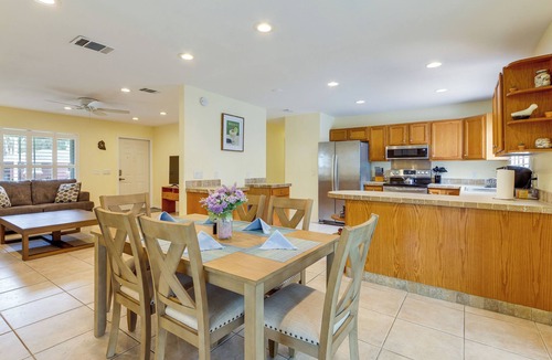 Interchange Square House | Screened Porch + Patio: Group Getaway in Palm Bay!