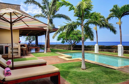 Historic Lahaina Front Street House | Serene and Peaceful with Heated Pool