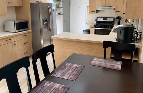 Canaan House | Shaker mid century