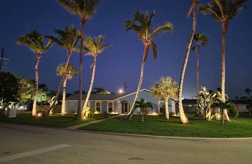 Melbourne Beach House | Single Family Home - Walkable to the Beach - Heated Pool