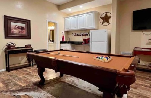 Alto House | Sleeps 10, 5BD, 4BT, HOT Tub, Pool Table, Near Winter Park & Ski