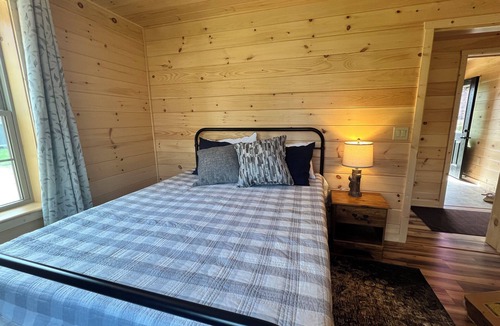 Smithfield Cabin | Spacious North Pond Lakefront Retreat - Sleeps 20 - Belgrade Lakes Region