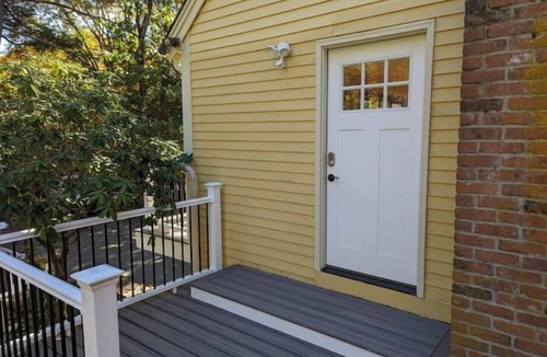 Weston House | Spacious vacation townhome unit with a pool