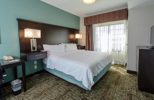 Webster Hotel | Staybridge Suites Houston-NASA Clear Lake by IHG