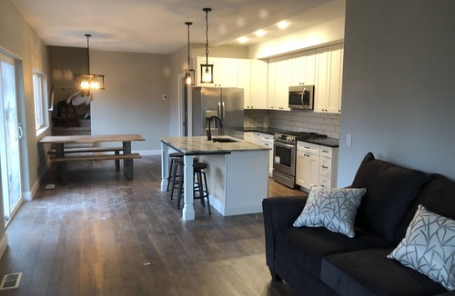 Alyeska House | Stunning New Girdwood Home Minutes from Alyeska