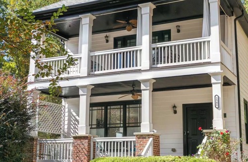Belvedere Park House | Stylish Zen Retreat in Decatur Near Dining, BeltLine & Atlanta Hotspots