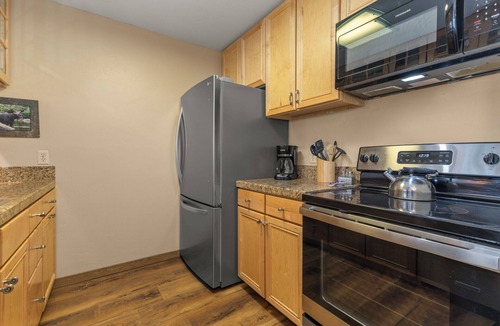 Steamboat Springs Condo | *Summer Sale* Short Walk to Slopes, Pool, Hot Tub, Private W/D