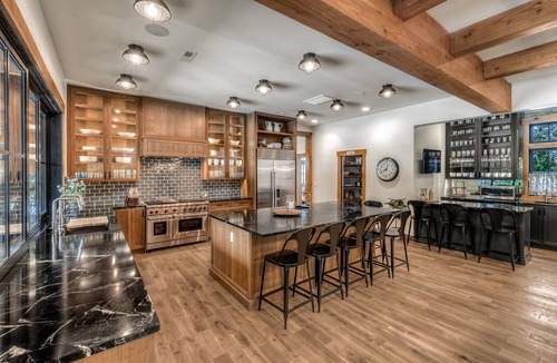 Cle Elum House | Suncadia's Biggest Rental w/Heated Pool, 20-Person Hot Tub, and 2 Firepits!