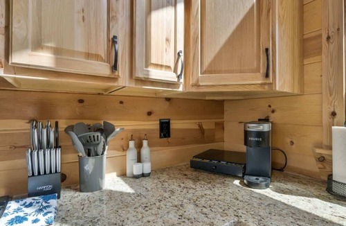 Ranger Cabin | Sunset Ridge Summary: