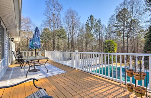 Suwanee House | Suwanee House w/Pool & Game Room!