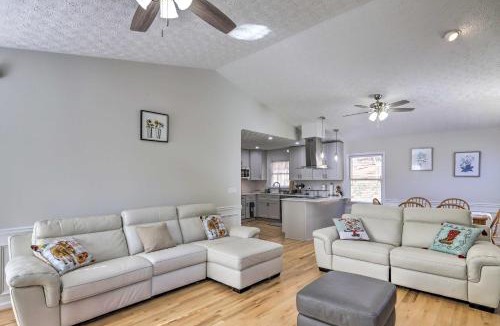 Suwanee House | Suwanee House w/Pool & Game Room!
