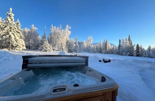 Palmer Bed & Breakfast | The Birch Bungalow At Alaska Knotty Pine BNB