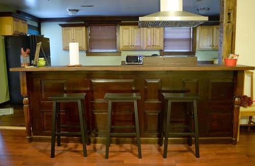 Winesburg House | The Chestnut Barn built in 1830 is nestled in the quaint Amish town of Winesburg