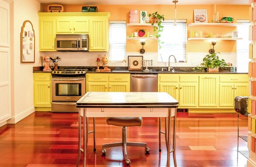 Norwood House | The house of id; accessible dopamine rental, vintage shop, near Boston/Gillette
