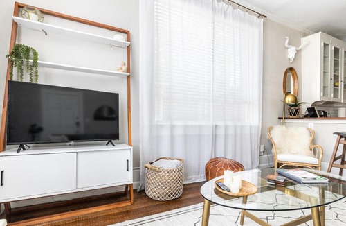 Old East Dallas Apartment | The Junius