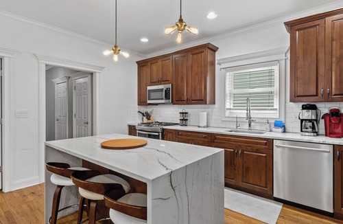 Saratoga Springs House | The Nelly House.A Big, Beautiful, Updated house.