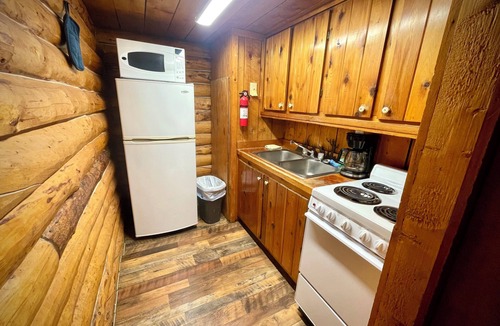 Deltana Cabin | The Wolf Waystation — Rustic Cabin with Sauna