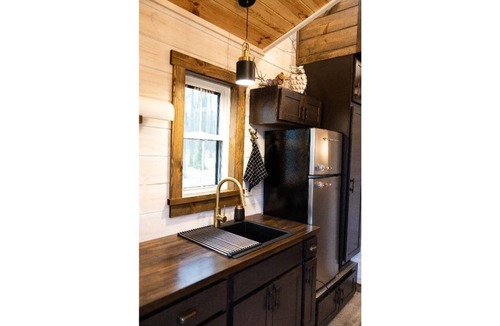 Farmdale House | Tiny Haven
