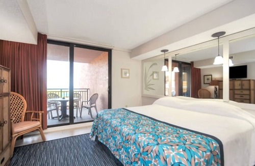 Indian Harbour Beach Resort | Two Bedroom, Ocean Front, Luxury Condo, Indian Harbour Beach, FL 3936055