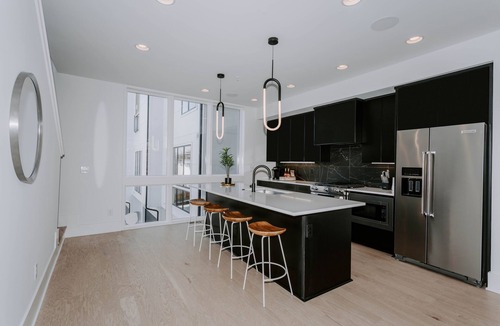 Nashville House | Two Spacious Townhomes with Skyline Hot tubs and Free Private Garage Parking