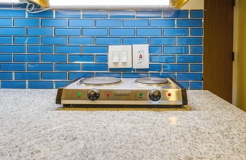 North Park City Apartment | Ultimate Park City Studio w/Pool & Hot Tub!