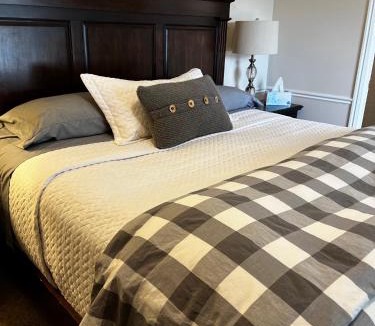 Orchard North House | Unique Home Perfect for Large Gatherings. Pets welcome!