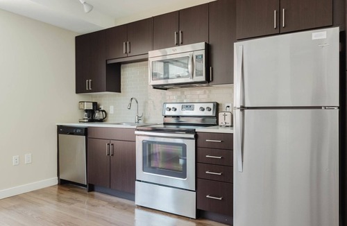 Theatre District Apartment | Upscale Theater Dist 1BR w/Gym, near Entertainment & T, by Blueground