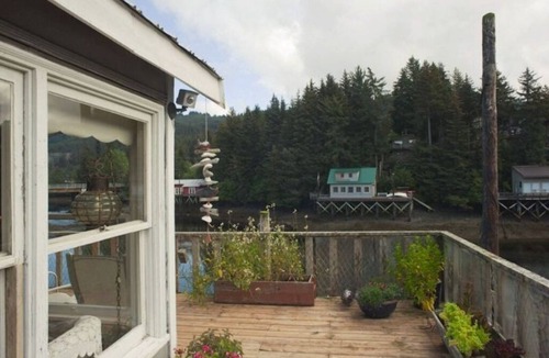 Seldovia House | WATERFRONT COTTAGE RENTAL