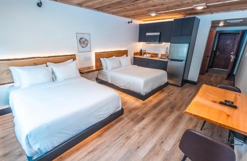 Downtown Juneau Hotel | Waterfront on Glacier