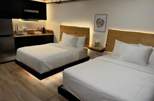 Downtown Juneau Hotel | Waterfront on Glacier